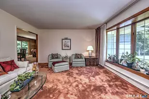 8 Mayflower Rd, Norwalk, CT 06851 - Photo 7