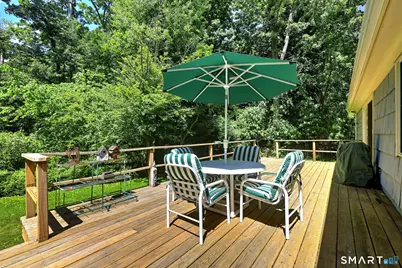 8 Mayflower Road, Norwalk, CT 06851 - Photo 15