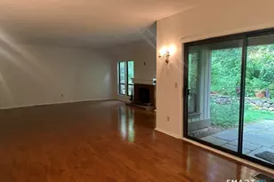 18 Heritage Crest, Southbury, CT 06488 - Photo 9