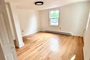 582 Main St, Middletown, CT 06457 - Photo 5