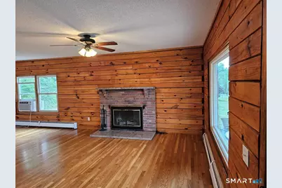 698 Leetes Island Road, Branford, CT 06405 - Photo 9