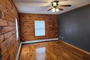 698 Leetes Island Rd, Branford, CT 06405 - Photo 23