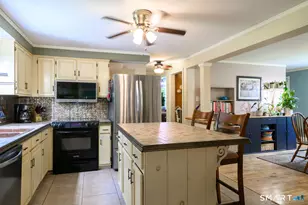 121 Mott Hill Rd, East Hampton, CT 06424 - Photo 7