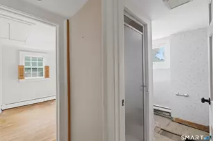 62 Highland St, Wethersfield, CT 06109 - Photo 29