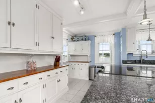 30 Essex St, Groton, CT 06355 - Photo 17