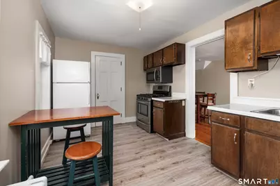 30 Essex Street, Groton, CT 06355 - Photo 35