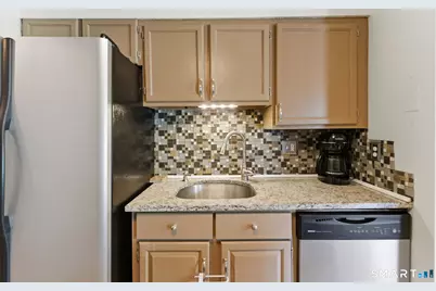 142 Woodland Drive #142, Cromwell, CT 06416 - Photo 5