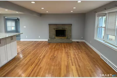 16 Wedgewood Drive, Woodbridge, CT 06525 - Photo 5