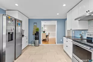 12 Highbrook Rd, Norwalk, CT 06851 - Photo 5