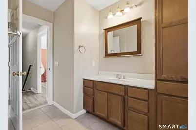 305 Sylvan Street, Bridgeport, CT 06606 - Photo 25