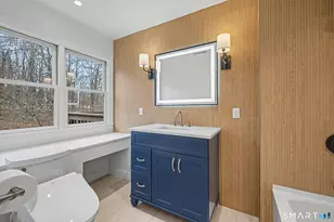 156 Heatherwood Dr, Brookfield, CT 06804 - Photo 11