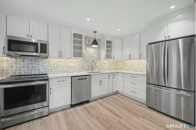 156 Heatherwood Drive #156, Brookfield, CT 06804 - Photo 7