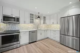 156 Heatherwood Dr, Brookfield, CT 06804 - Photo 7