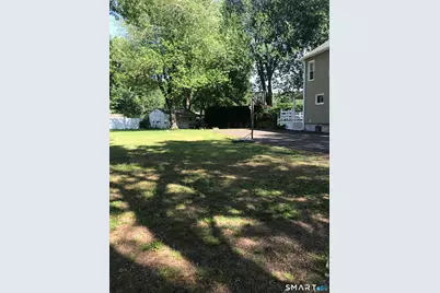 310 Connecticut Avenue, Newington, CT 06111 - Photo 17