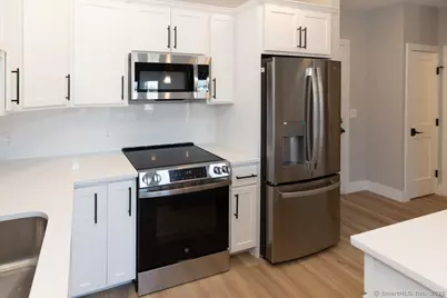 300 Harbour Close #34-B, New Haven, CT 06519 - Photo 11