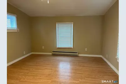 7 Broad Street, Norwich, CT 06360 - Photo 11