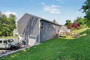 30 Lillian Ave, New Fairfield, CT 06812 - Photo 35