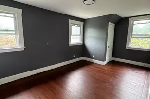 124 1st Ave, New Haven, CT 06513 - Photo 11