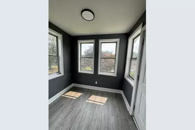 124 First Avenue, New Haven, CT 06513 - Photo 13