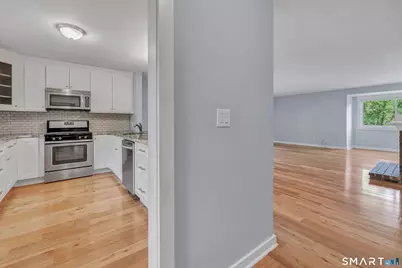 493 Pawnee Lane #B, Stratford, CT 06614 - Photo 9