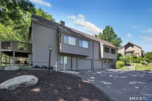 493 Pawnee Ln, Stratford, CT 06614 - Photo 39
