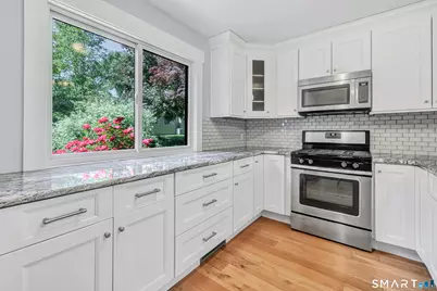 493 Pawnee Lane #B, Stratford, CT 06614 - Photo 5