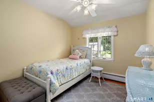 208 Sigwin Dr, Fairfield, CT 06824 - Photo 17