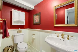 208 Sigwin Dr, Fairfield, CT 06824 - Photo 25