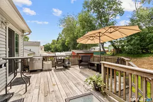 140 Flower Dr, Hamden, CT 06518 - Photo 27