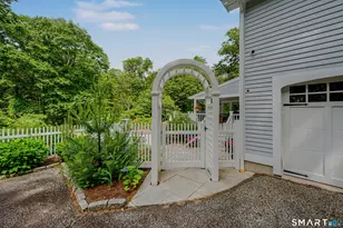 8 Squire Ln, Essex, CT 06426 - Photo 37