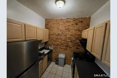 68-70 Morris Street #201, Hartford, CT 06114 - Photo 11