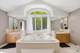 2 Judith Dr, Danbury, CT 06811 - Photo 19