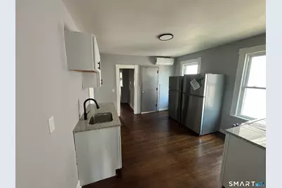 231 Goddard Avenue #2nd Floor, Bridgeport, CT 06610 - Photo 9