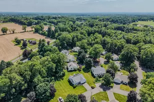 4 Woodbridge Dr, Enfield, CT 06082 - Photo 5