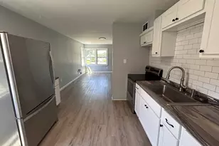 18 Lynwood Dr, Windham, CT 06226 - Photo 5