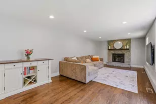 131 Oronoque Rd, Milford, CT 06461 - Photo 7