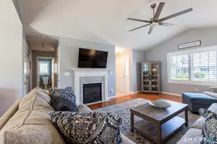 19 Oakview Pl, Vernon, CT 06066 - Photo 7