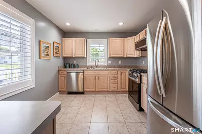 19 Oakview Place #19, Vernon, CT 06066 - Photo 9