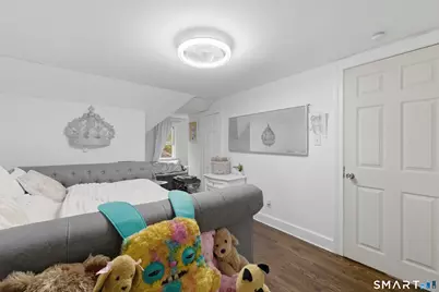 331 Eddy Glover Boulevard, New Britain, CT 06053 - Photo 23