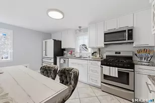 331 Eddy Glover Blvd, New Britain, CT 06053 - Photo 11