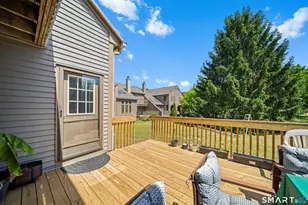 52 Elm Meadows, Enfield, CT 06082 - Photo 5