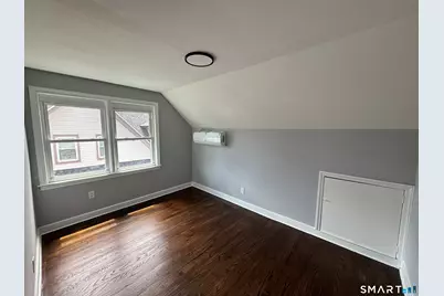 231 Goddard Avenue #3rd Floor, Bridgeport, CT 06610 - Photo 3