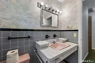 29 Collier Cir, Hamden, CT 06518 - Photo 13