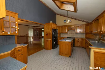 84 Luciano Drive, Southington, CT 06489 - Photo 9