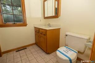 84 Luciano Dr, Southington, CT 06489 - Photo 15