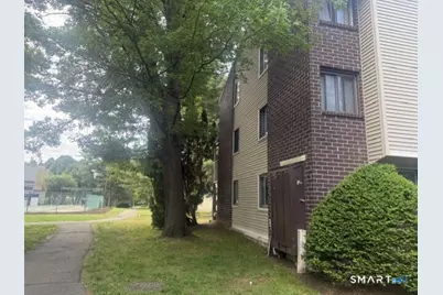 7 Padanaram Road #B23, Danbury, CT 06811 - Photo 3