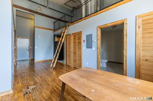 325 Myrtle Ave, Bridgeport, CT 06604 - Photo 7