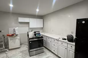 1012 Dixwell Ave, Hamden, CT 06514 - Photo 1