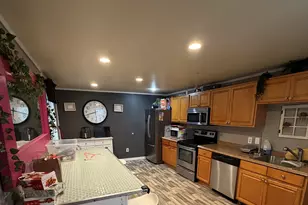 193 N State St, Ansonia, CT 06401 - Photo 11