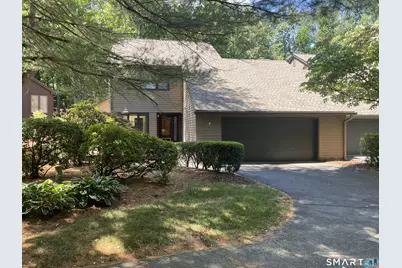 8 Ironwood Road #8, West Hartford, CT 06117 - Photo 1